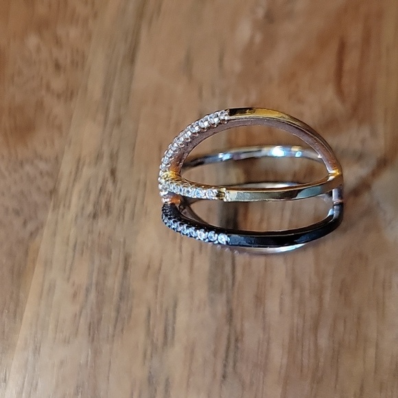 CZ pave tri-tone X ring - Picture 5 of 5